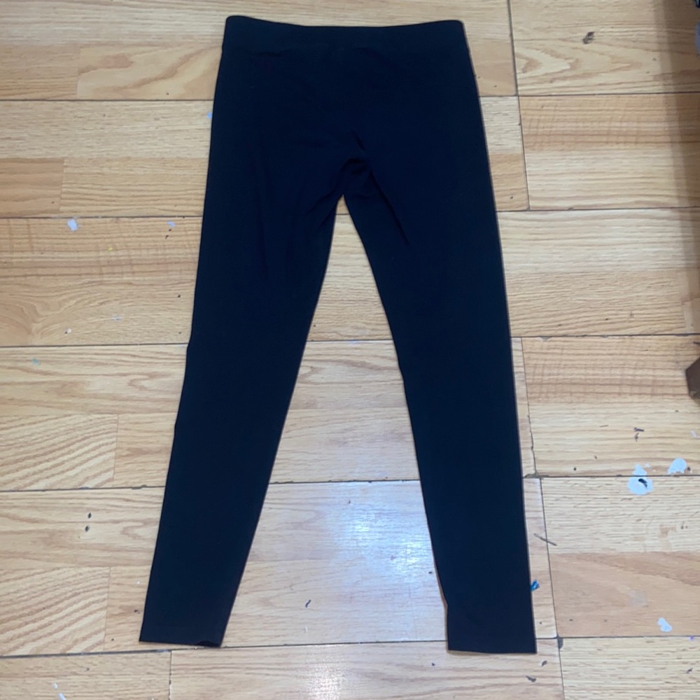 black leggings